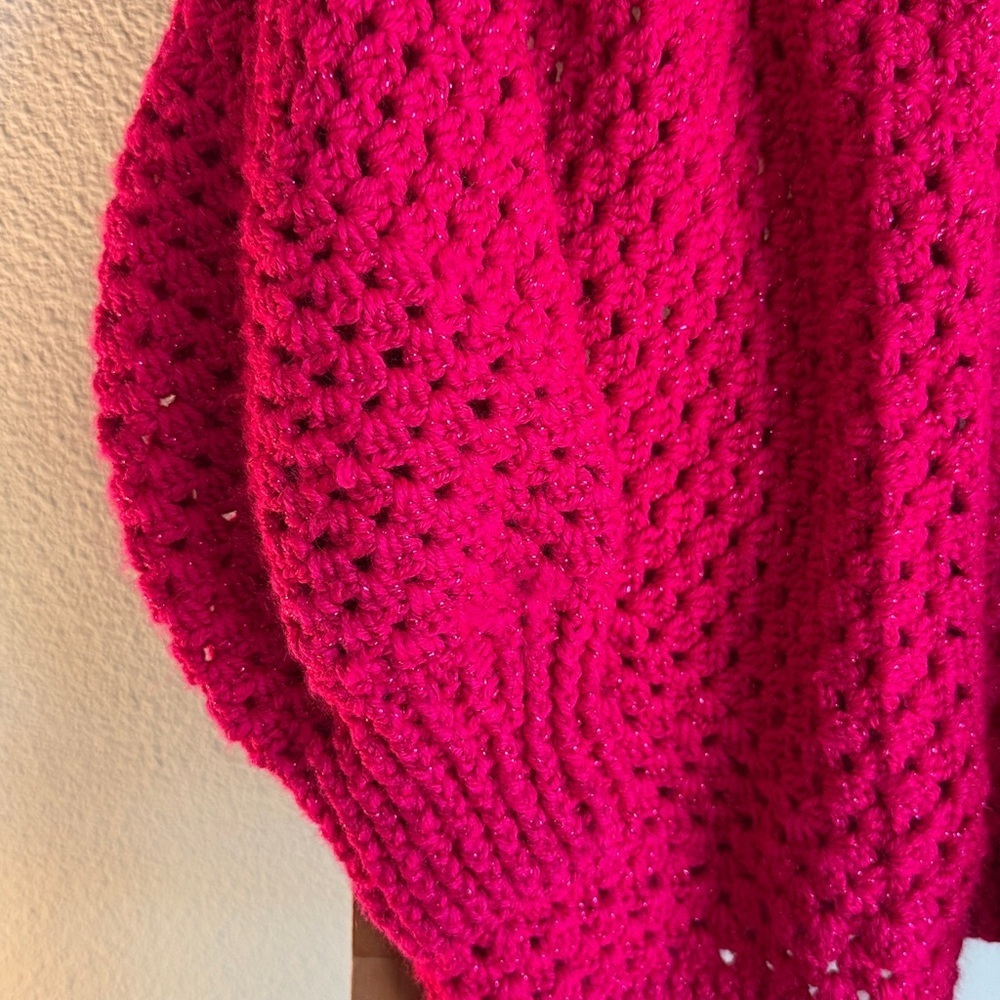 Hand knit crochet, fuchsia sparkle, short cardigan - Picture 3 of 10